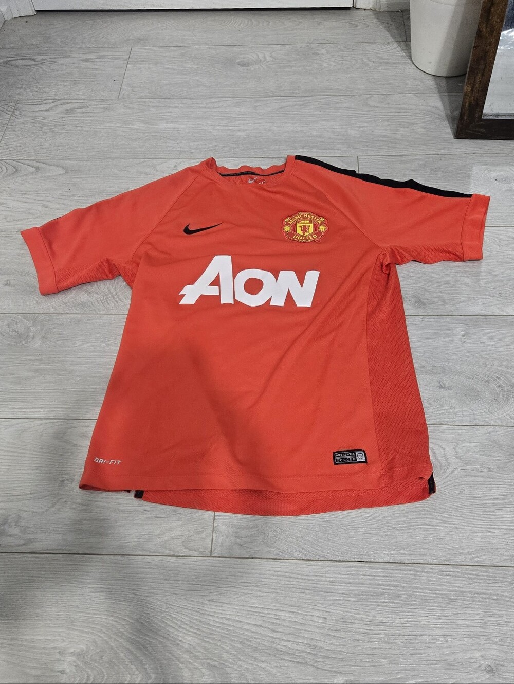 Vintage Nike Manchester United 2011-12 Home Jersey - Red (Aon Sponsor)